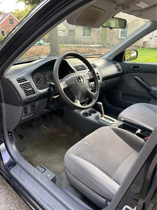 2002 Honda Civic 7th Gen - Image 10 of 14