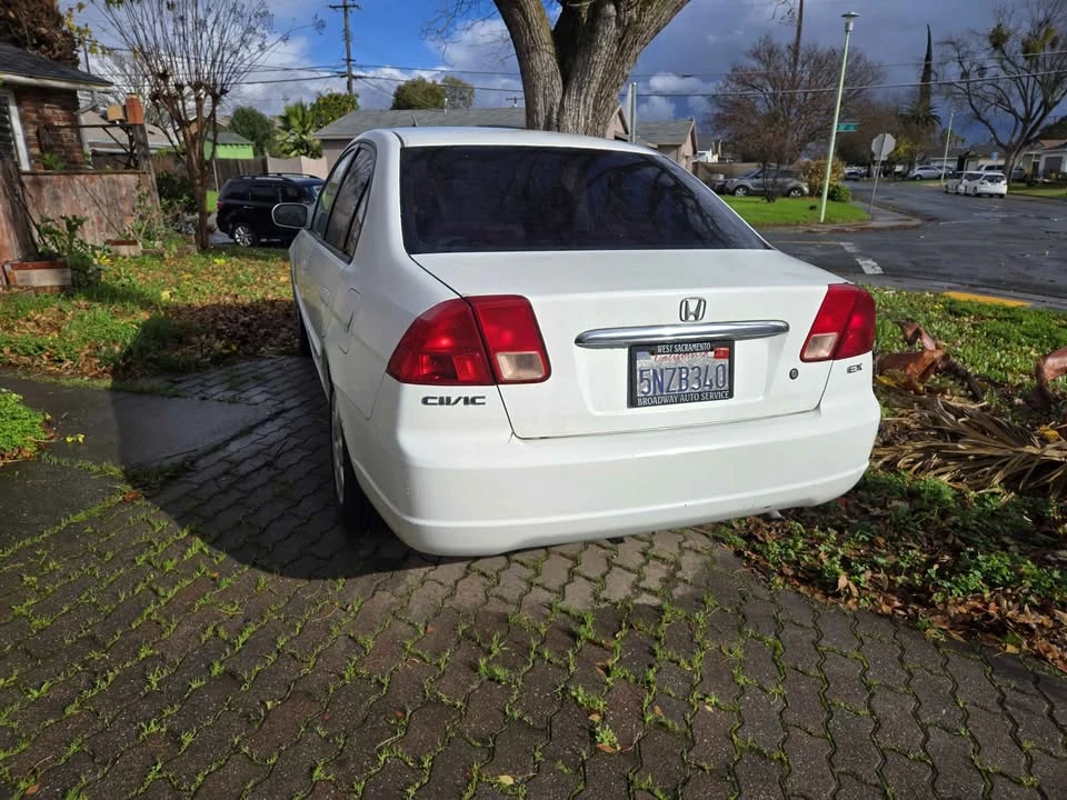 2002 Honda Civic 7th Gen - Image 4 of 7