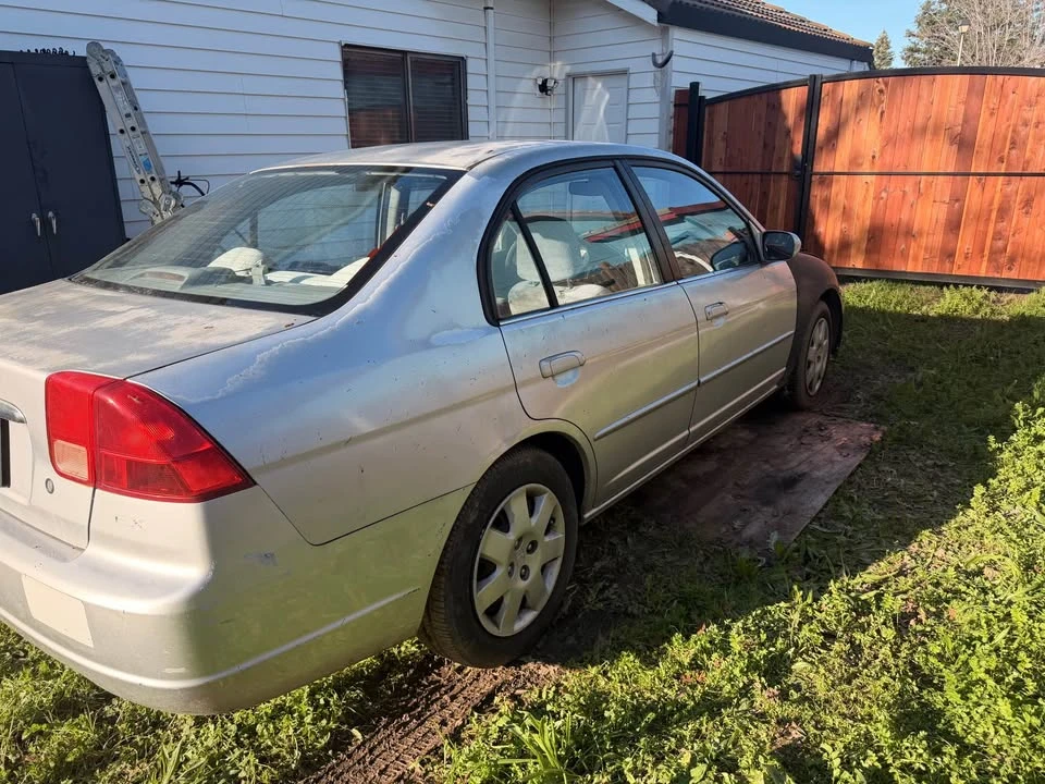2002 Honda Civic 7th Gen - Image 2 of 3