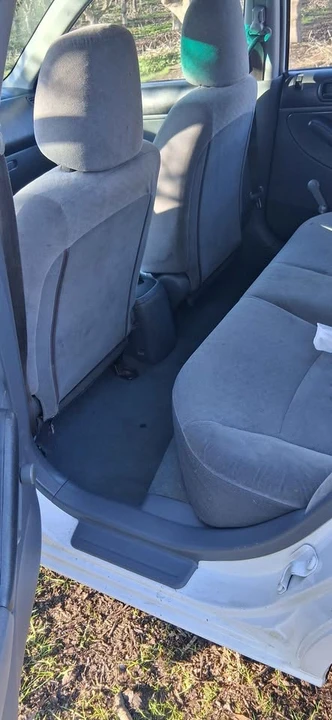 2002 Honda Civic 7th Gen - Image 2 of 4