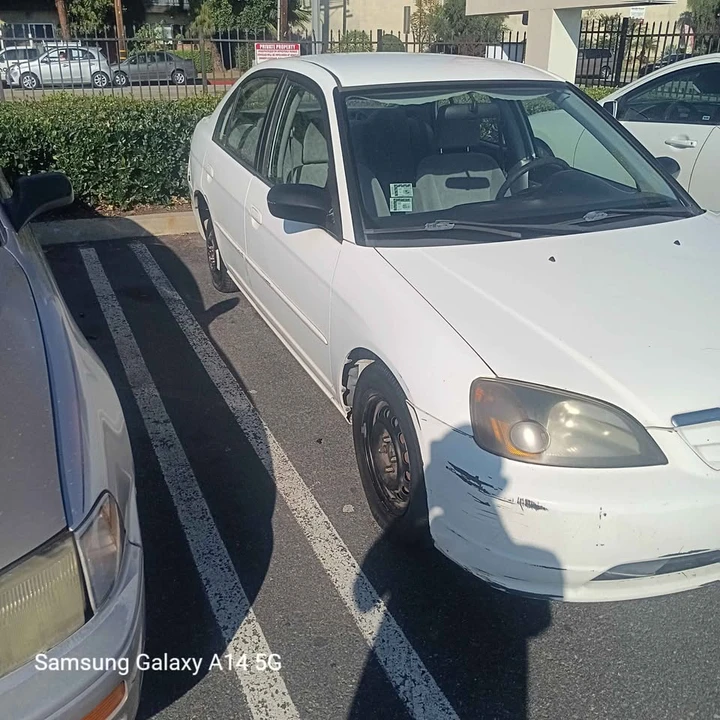 2002 Honda Civic 7th Gen - Image 2 of 11