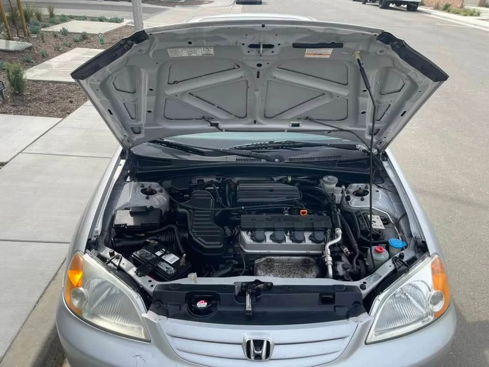 2002 Honda Civic 7th Gen - Image 2 of 10