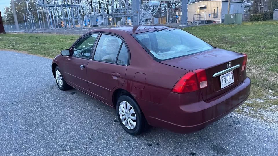 2002 Honda Civic 7th Gen - Image 4 of 11