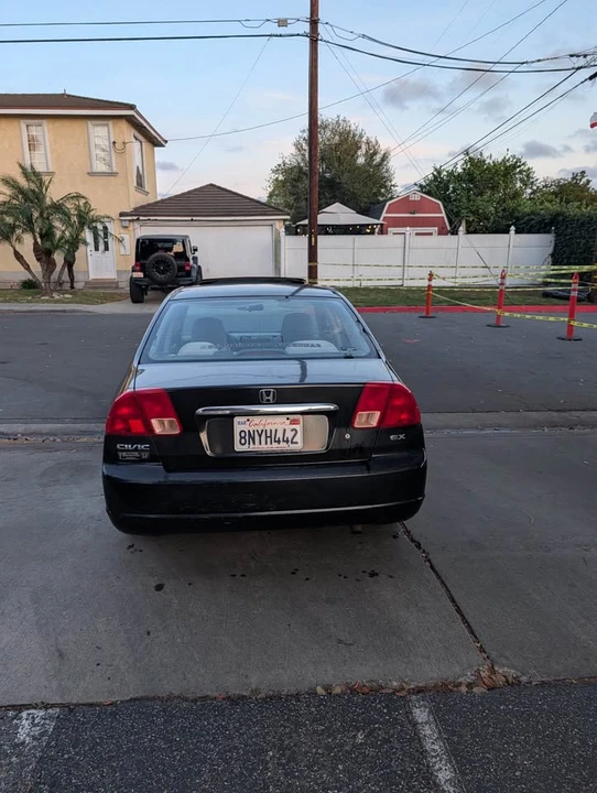 2002 Honda Civic 7th Gen - Image 4 of 8