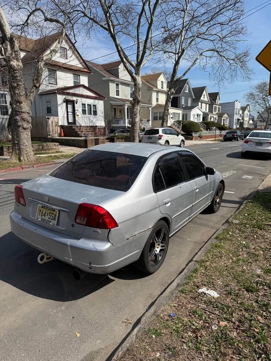 2002 Honda Civic 7th Gen - Image 4 of 9