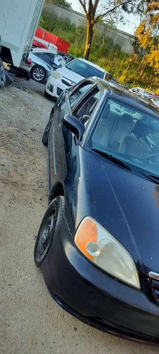 2002 Honda Civic 7th Gen - Image 5 of 15