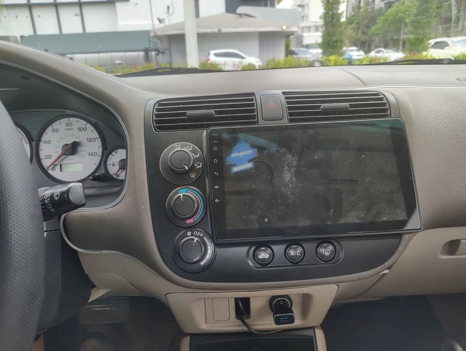 2002 Honda Civic 7th Gen - Image 3 of 11