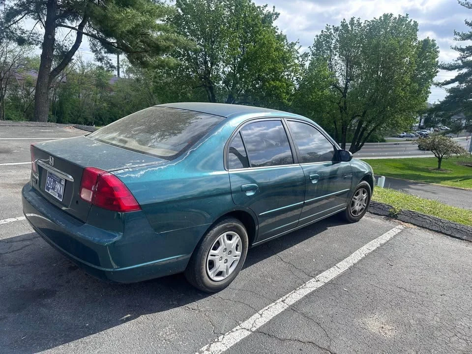 2002 Honda Civic 7th Gen - Image 2 of 5