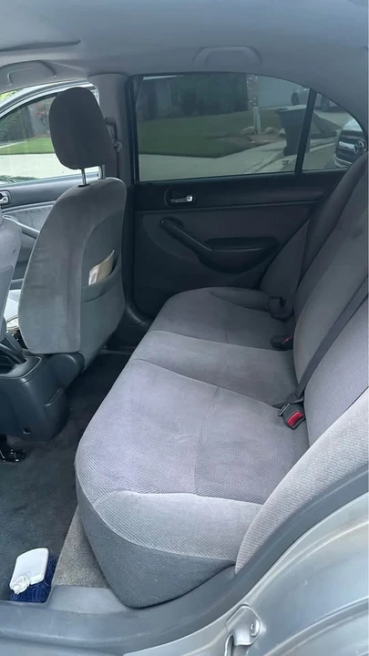 2002 Honda Civic 7th Gen - Image 4 of 9
