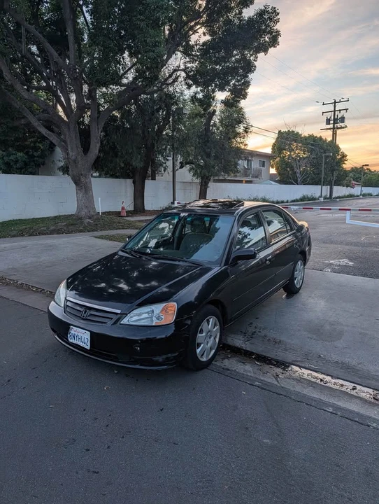 2002 Honda Civic 7th Gen - Image 2 of 8