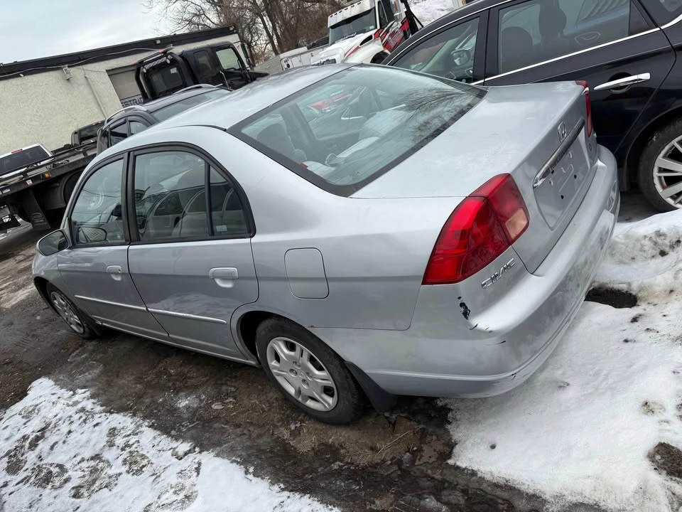 2002 Honda Civic 7th Gen - Image 4 of 8