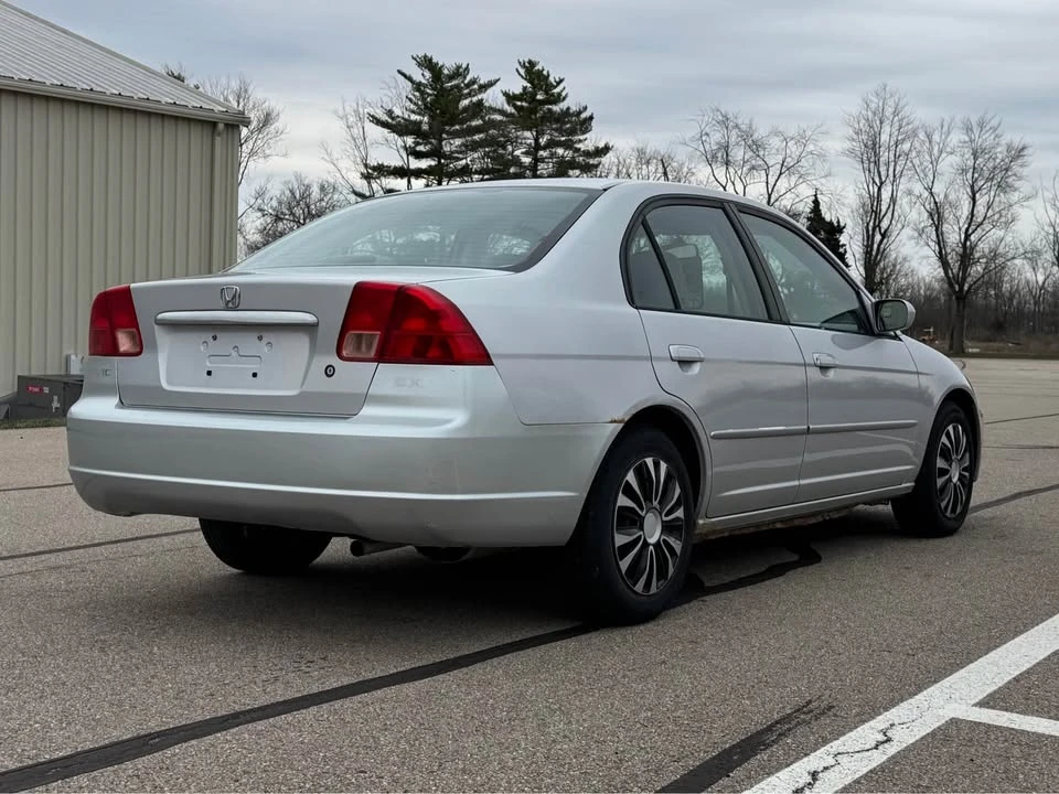 2002 Honda Civic 7th Gen - Image 3 of 11