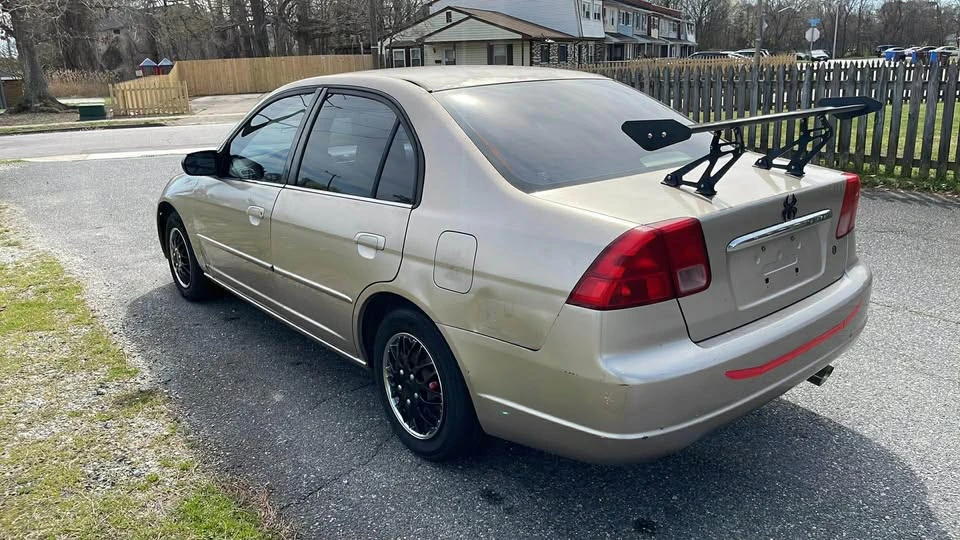 2002 Honda Civic 7th Gen - Image 3 of 9