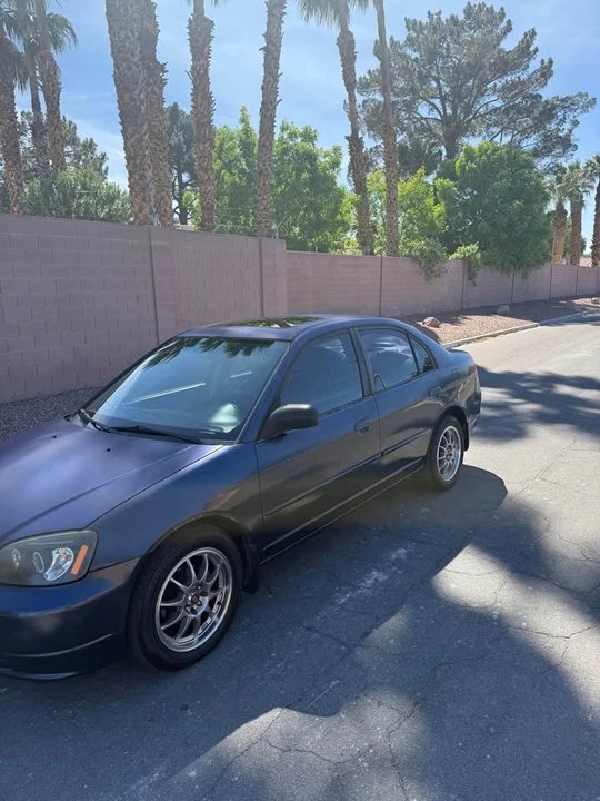 2002 Honda Civic 7th Gen - Image 3 of 15