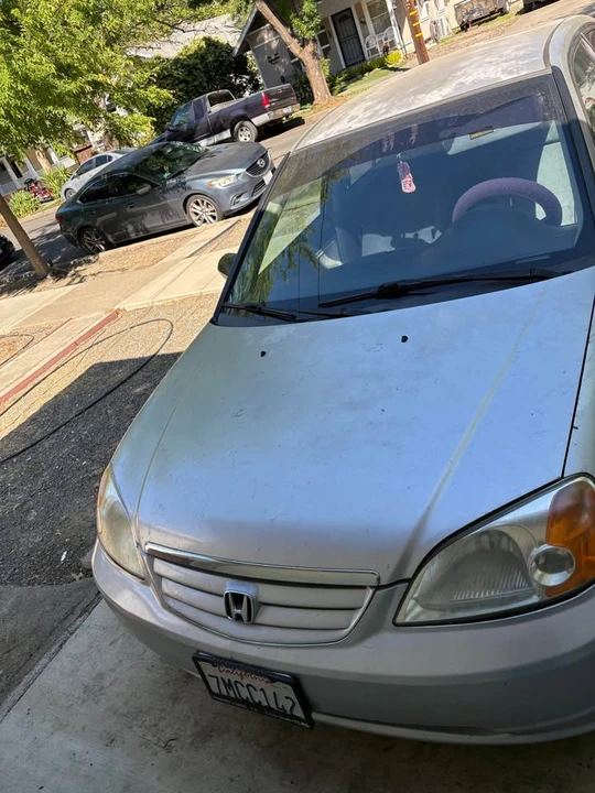 2002 Honda Civic 7th Gen - Image 2 of 8