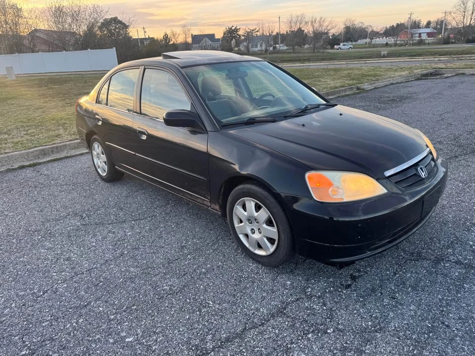 2002 Honda Civic 7th Gen - Image 2 of 7