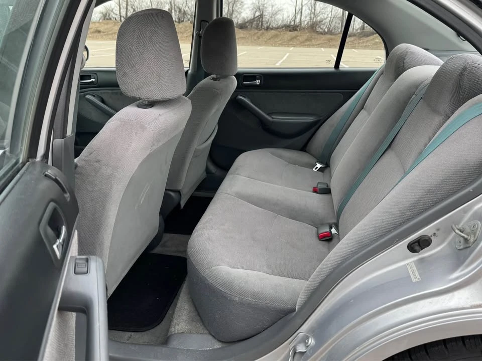 2002 Honda Civic 7th Gen - Image 9 of 11