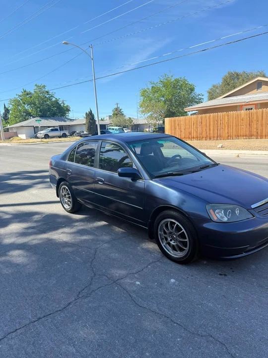 2002 Honda Civic 7th Gen - Image 2 of 15