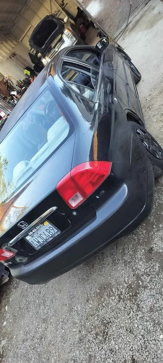 2002 Honda Civic 7th Gen - Image 7 of 15