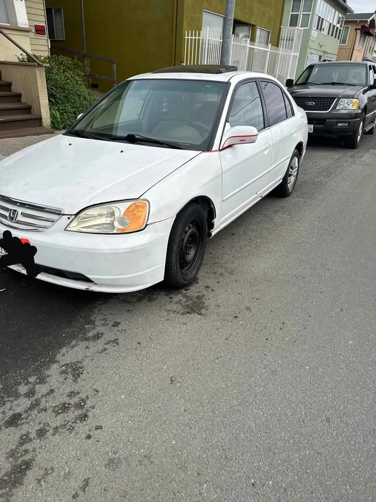 2002 Honda Civic 7th Gen - Image 2 of 8
