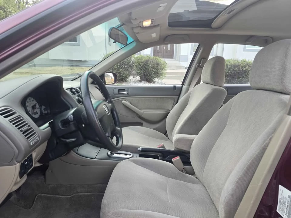 2002 Honda Civic 7th Gen - Image 9 of 20