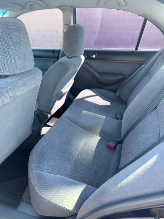 2002 Honda Civic 7th Gen - Image 7 of 15