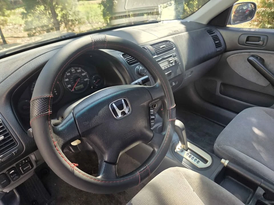 2002 Honda Civic 7th Gen - Image 9 of 18