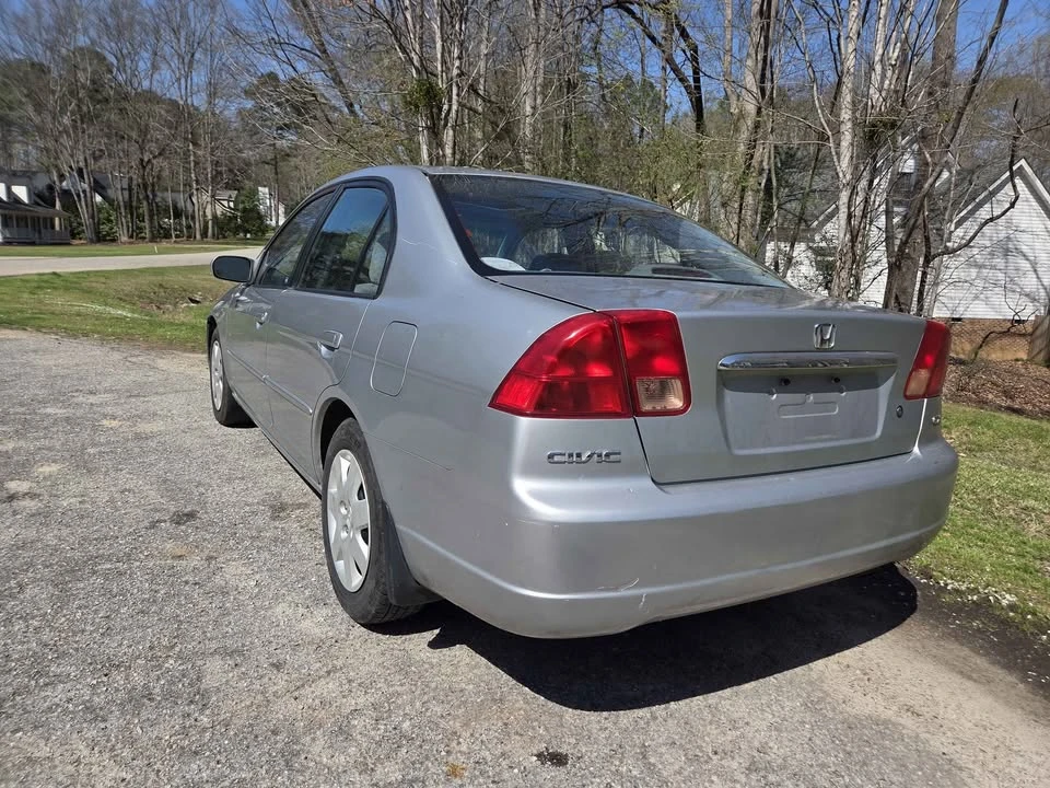 2002 Honda Civic 7th Gen - Image 3 of 18