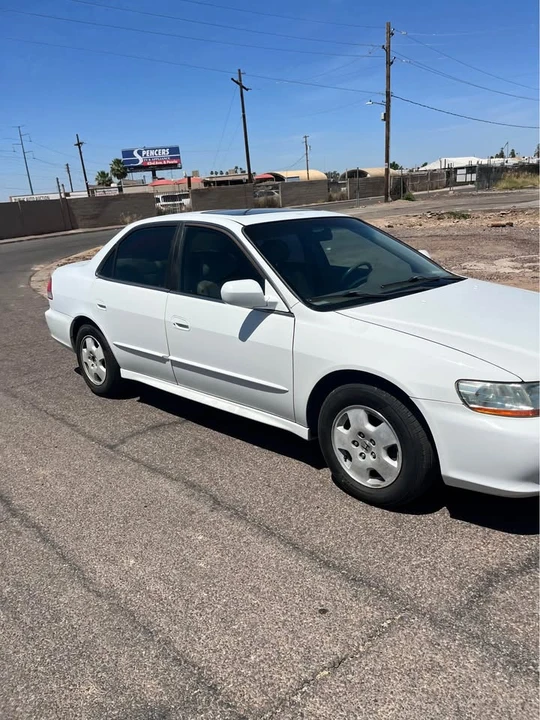 2002 Honda Civic 7th Gen - Image 2 of 15