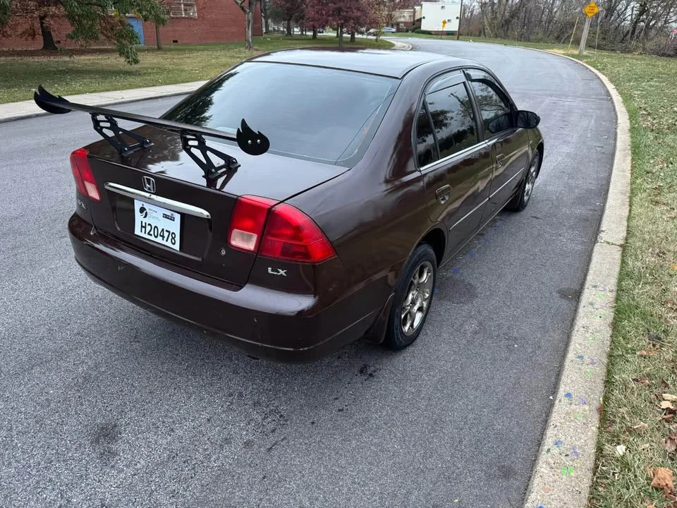 2002 Honda Civic 7th Gen - Image 3 of 9
