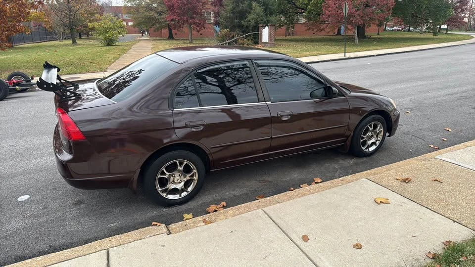 2002 Honda Civic 7th Gen - Image 7 of 9