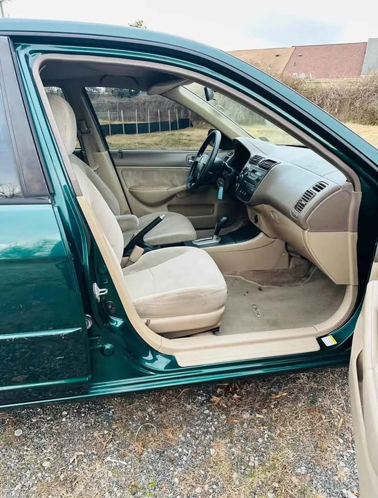 2002 Honda Civic 7th Gen - Image 9 of 9