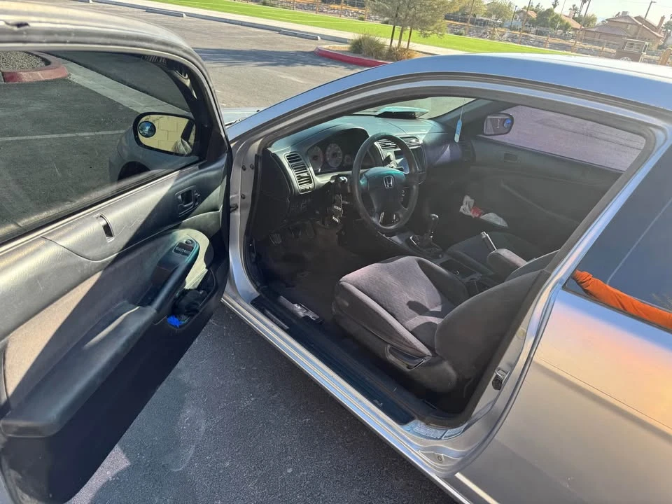 2002 Honda Civic 7th Gen - Image 5 of 11