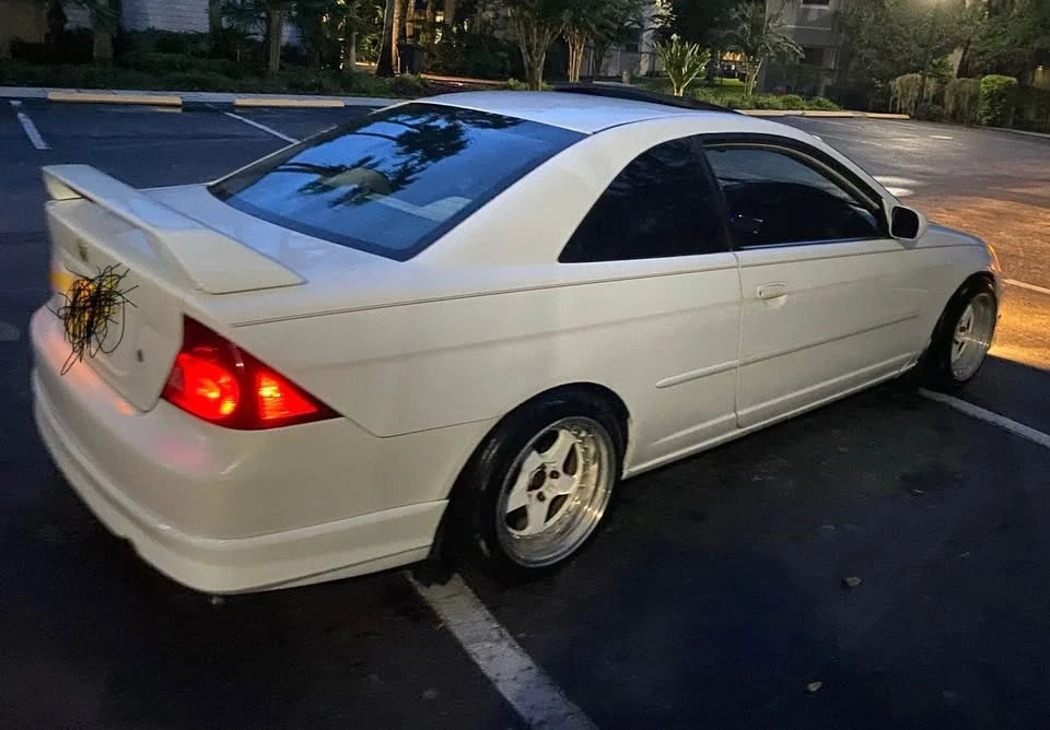2002 Honda Civic 7th Gen - Image 4 of 8