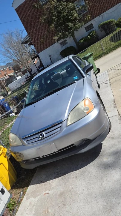 2002 Honda Civic 7th Gen - Image 2 of 9