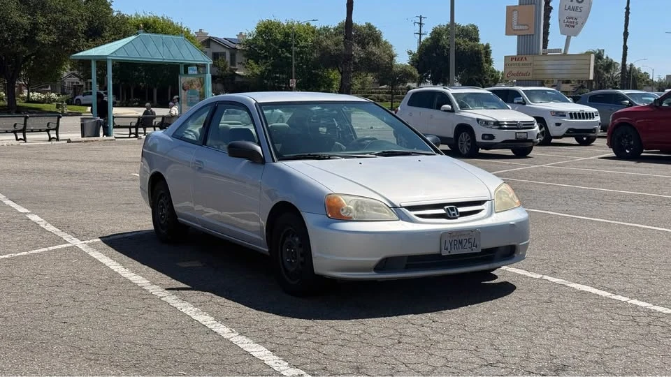 2002 Honda Civic 7th Gen - Image 2 of 11