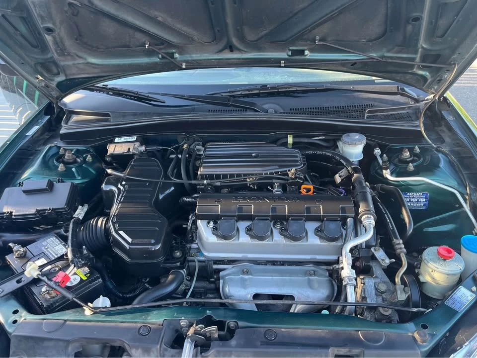 2002 Honda Civic 7th Gen - Image 9 of 12