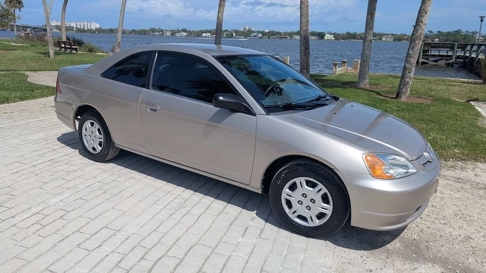 2002 Honda Civic 7th Gen - Image 6 of 16