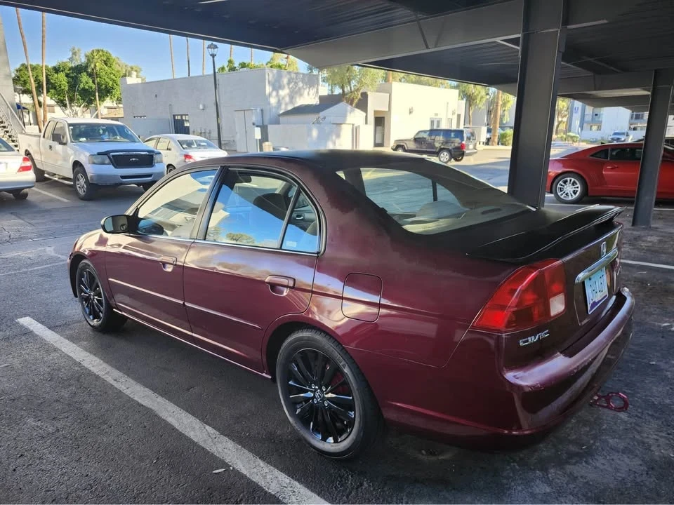 2002 Honda Civic 7th Gen - Image 2 of 12