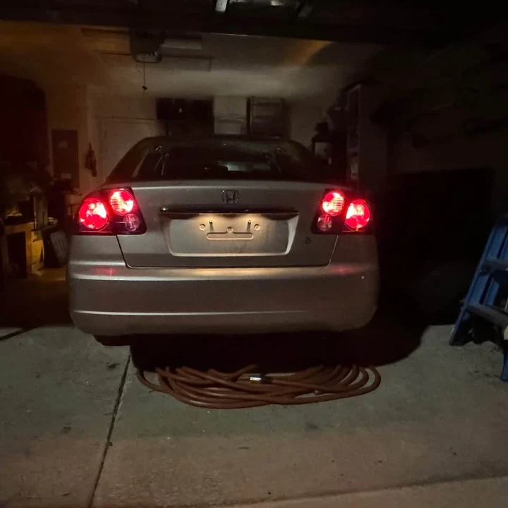 2002 Honda Civic 7th Gen - Image 10 of 10