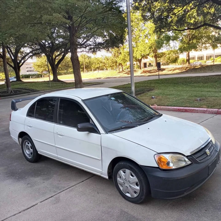 2002 Honda Civic 7th Gen - Image 2 of 7