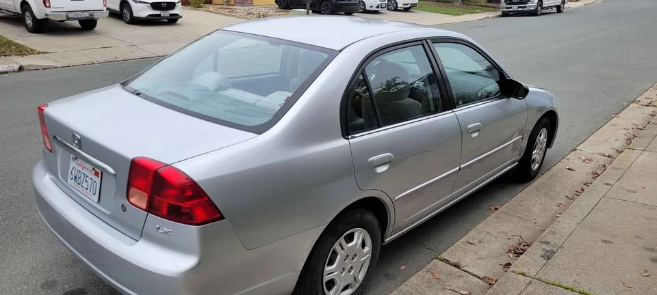 2002 Honda Civic 7th Gen - Image 3 of 14