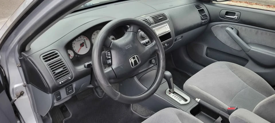 2002 Honda Civic 7th Gen - Image 7 of 14