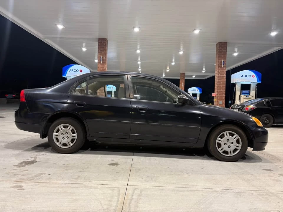 2002 Honda Civic 7th Gen - Image 4 of 9
