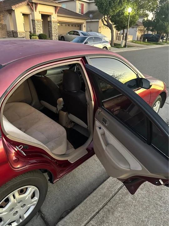 2002 Honda Civic 7th Gen - Image 9 of 13