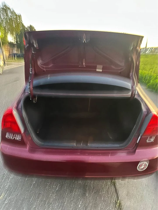 2002 Honda Civic 7th Gen - Image 11 of 13