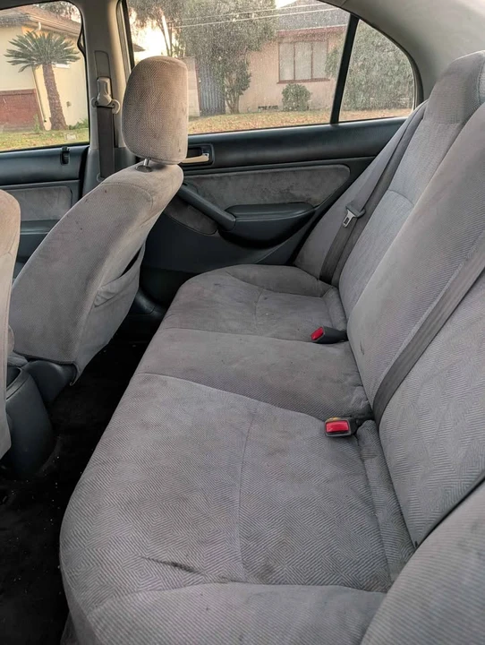 2002 Honda Civic 7th Gen - Image 8 of 9