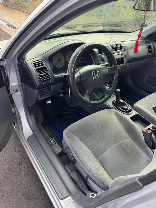 2002 Honda Civic 7th Gen - Image 4 of 7