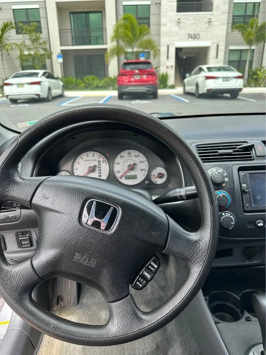 2002 Honda Civic 7th Gen - Image 7 of 10