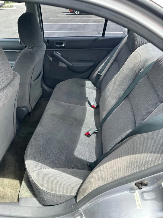 2002 Honda Civic 7th Gen - Image 8 of 10